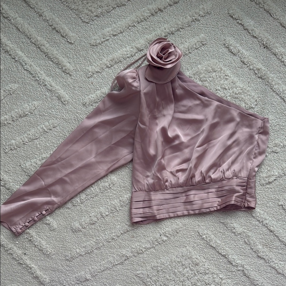 ASTR The Label Mauve Satin Blouse